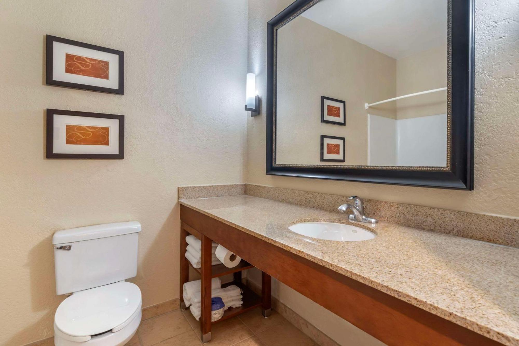 Comfort Suites Mckinney-Allen Exterior photo