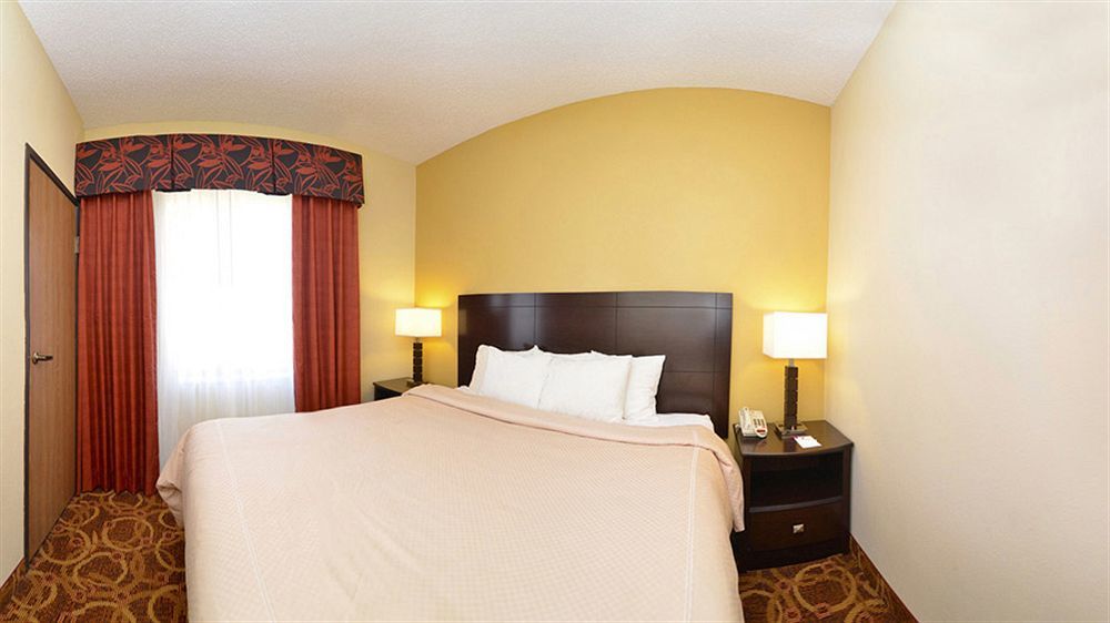 Comfort Suites Mckinney-Allen Exterior photo